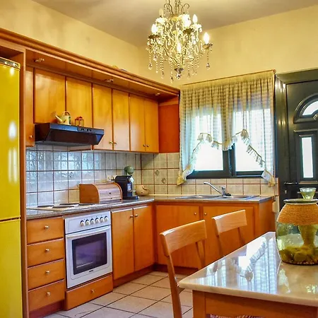 Apartment Nansy's House Pastra